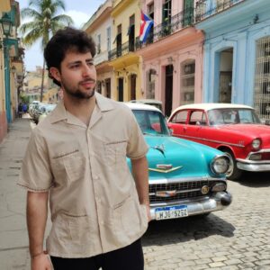 CAMISA GUAYABERA CON BORDADO TALLA L